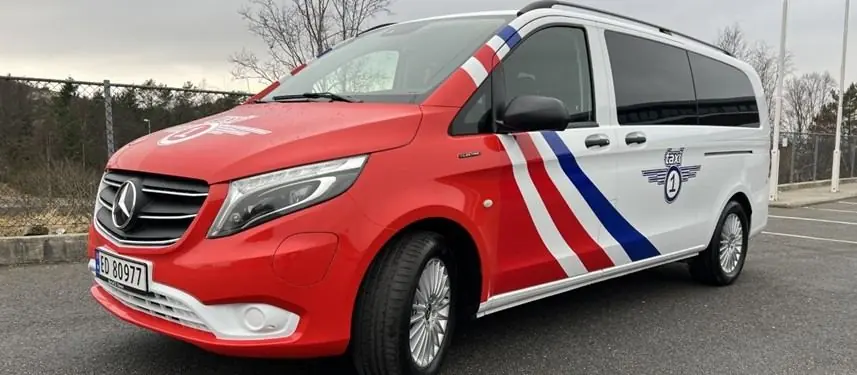 Taxi 1 maxitaxi med plass til rullestol